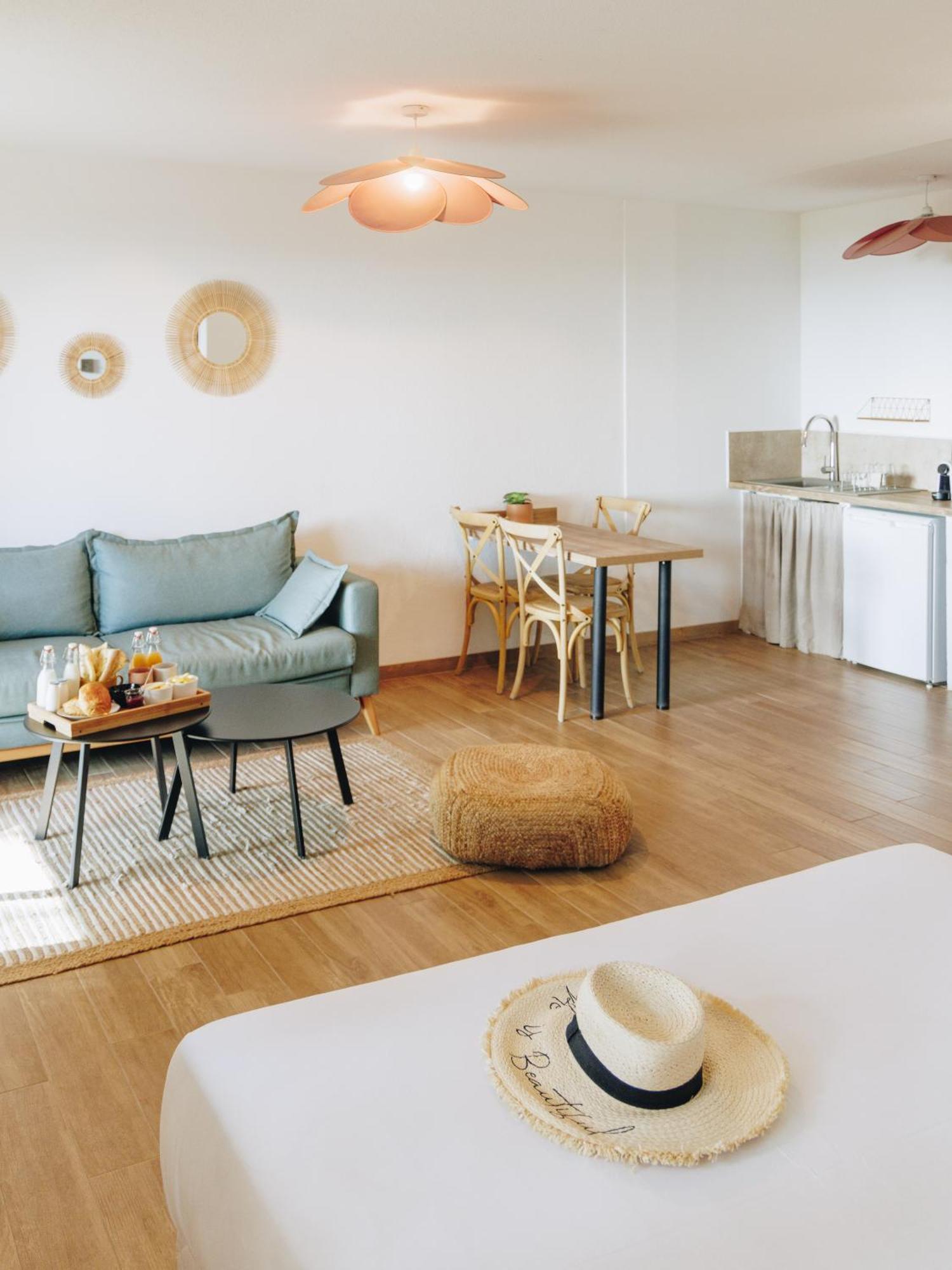 Oro Biancu Lejlighedshotel Lucciana  Eksteriør billede
