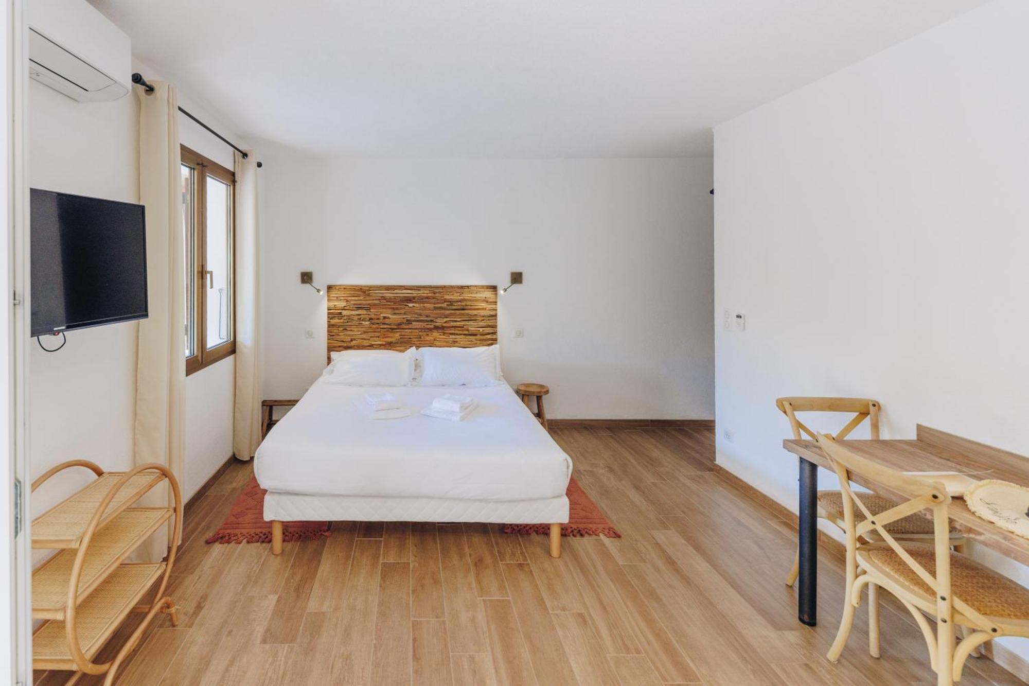 Oro Biancu Lejlighedshotel Lucciana  Værelse billede